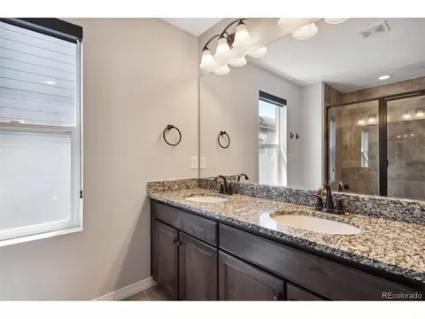 15867 Elk Pl, Denver, CO 80239 photo 24
