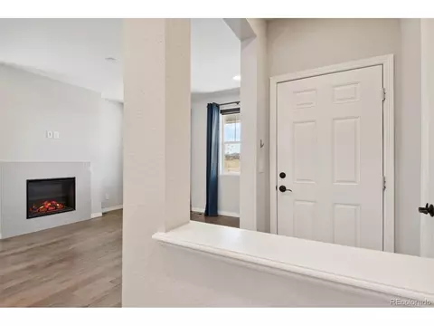 15867 Elk Pl, Denver, CO 80239 photo 9