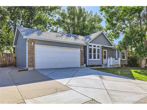 6684 Devinney Ct, Arvada, CO 80004 photo 2