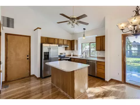 6684 Devinney Ct, Arvada, CO 80004 photo 8