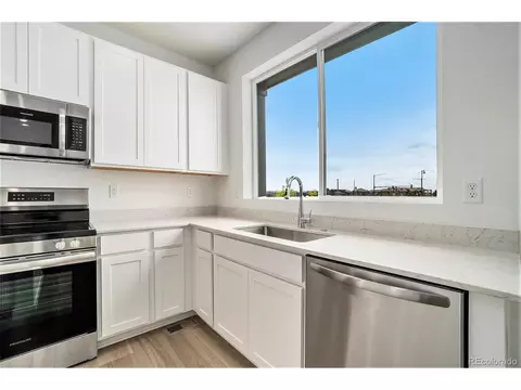 5496 Second Ave, Timnath, CO 80547 photo 2