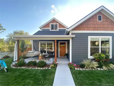 912 Arapahoe St, Golden, CO 80401
