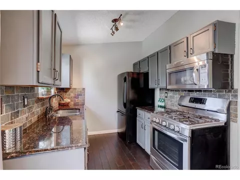 19044 E Mansfield Dr, Aurora, CO 80013 photo 9