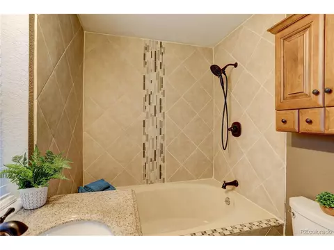 19044 E Mansfield Dr, Aurora, CO 80013 photo 19