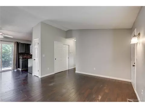 19044 E Mansfield Dr, Aurora, CO 80013 photo 3