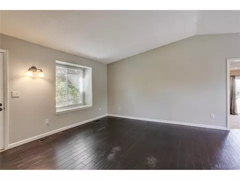 19044 E Mansfield Dr, Aurora, CO 80013 photo 4