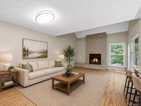 482 S Kalispell Way #E, Aurora, CO 80017