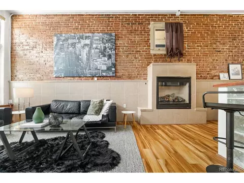 828 29th St, Denver, CO 80205 photo 3