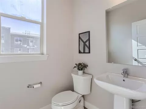8782 E 47th Ave, Denver, CO 80238 photo 10