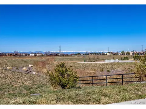 16061 Elk Dr, Denver, CO 80239 photo 21