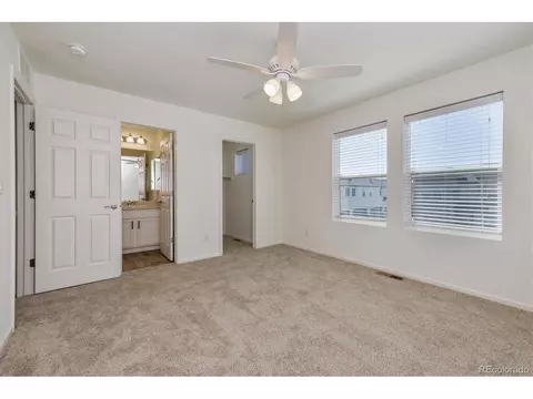 16061 Elk Dr, Denver, CO 80239 photo 10