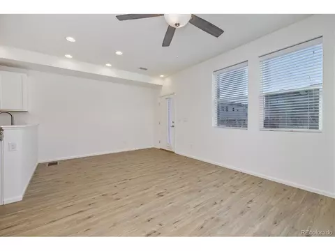 16061 Elk Dr, Denver, CO 80239 photo 2