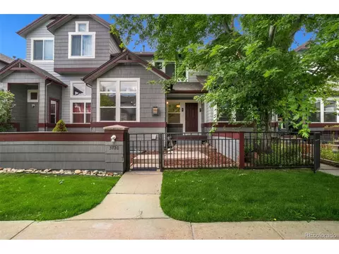 3720 Oakwood Dr, Longmont, CO 80503
