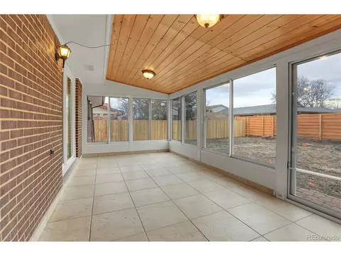 1530 S Joliet St, Aurora, CO 80012