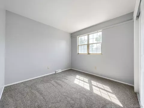 Bedroom - 15232 E Radcliff Dr, Aurora, CO 80015 photo 2 of 4