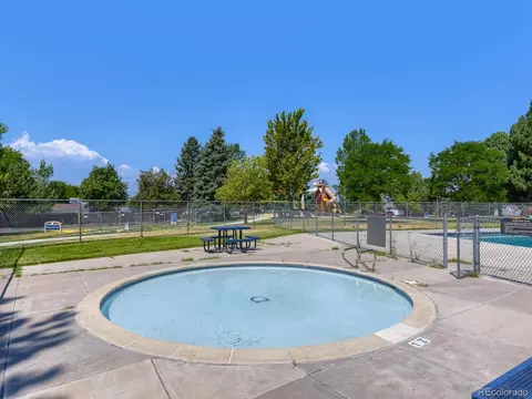 Exterior - 15232 E Radcliff Dr, Aurora, CO 80015 photo 8 of 8