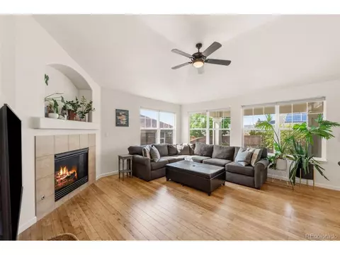 Living - 23641 E Whitaker Dr, Aurora, CO 80016 photo 4 of 6
