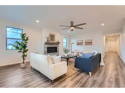 26902 Ellsworth Ave, Aurora, CO 80018 photo 4