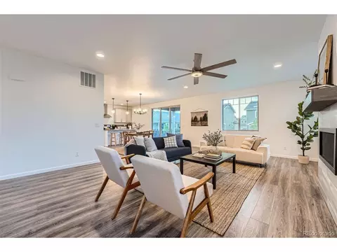 26902 Ellsworth Ave, Aurora, CO 80018 photo 6