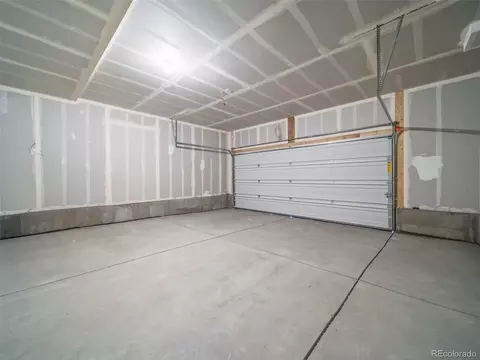 46597 Sunflower Ln, Bennett, CO 80102 photo 29