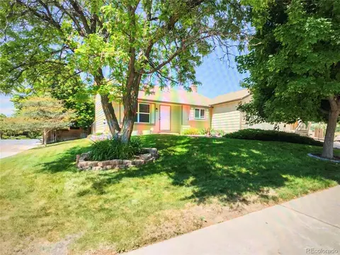 1700 S Ensenada Way, Aurora, CO 80017