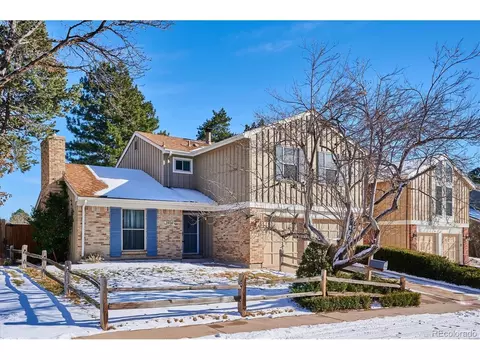 2926 S Newark Pl, Aurora, CO 80014