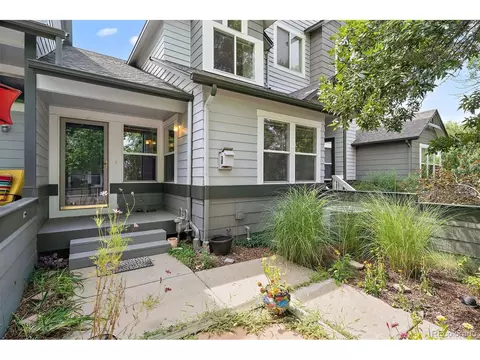 3626 Oakwood Dr, Longmont, CO 80503