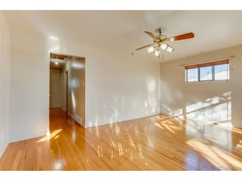593 E 111th Pl, Northglenn, CO 80233 photo 6