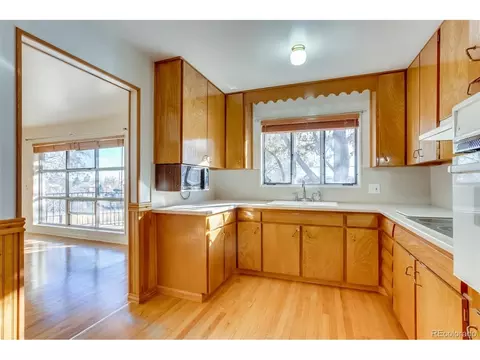 593 E 111th Pl, Northglenn, CO 80233 photo 9