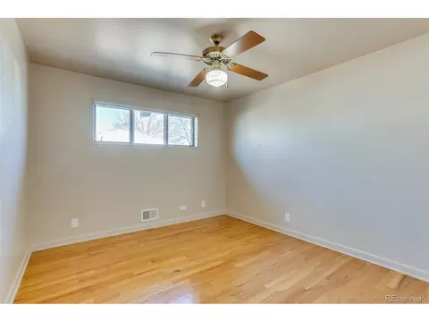593 E 111th Pl, Northglenn, CO 80233 photo 12