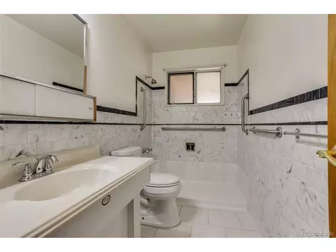 593 E 111th Pl, Northglenn, CO 80233 photo 10