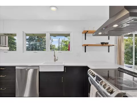 Kitchen - 7016 Euclid Dr, Centennial, CO 80111 photo 4 of 6