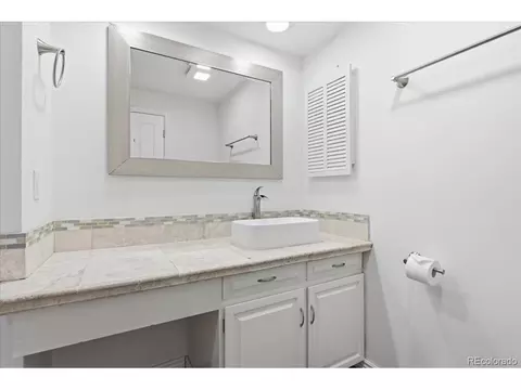 Bath - 7016 Euclid Dr, Centennial, CO 80111 photo 4 of 5