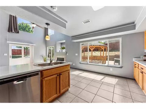 21498 E 38th Pl, Denver, CO 80249 photo 12