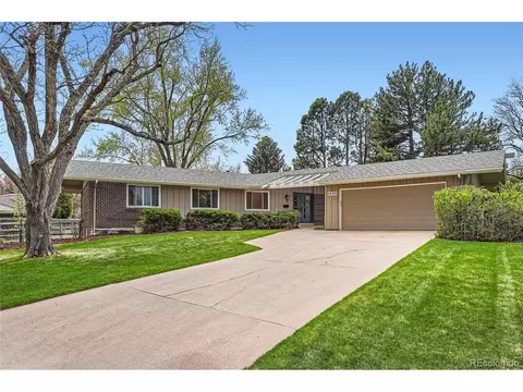 5430 W Plymouth Dr, Littleton, CO 80128