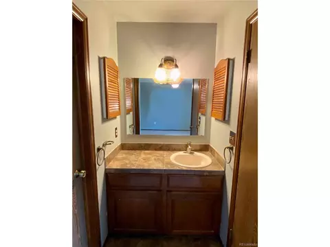 18852 E Oregon Dr, Aurora, CO 80017 photo 12