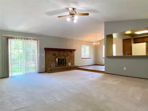 18852 E Oregon Dr, Aurora, CO 80017 photo 2