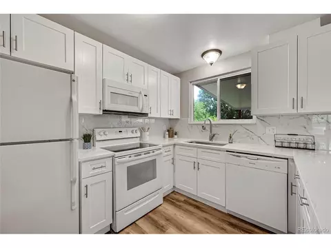 17252 E Progress Cir, Centennial, CO 80015 photo 11