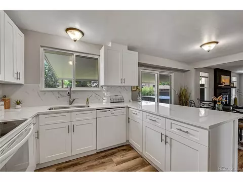 17252 E Progress Cir, Centennial, CO 80015 photo 10
