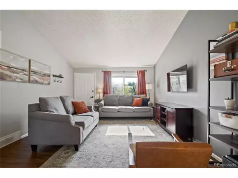 2173 Hackberry Cir, Longmont, CO 80501 photo 5