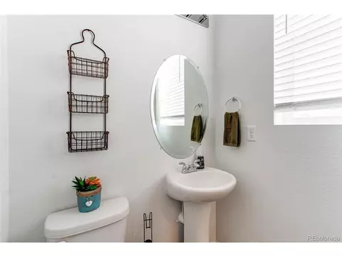 27330 E 10th Dr, Aurora, CO 80018 photo 11