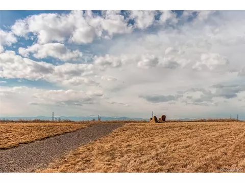 27330 E 10th Dr, Aurora, CO 80018 photo 33