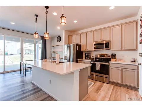 27330 E 10th Dr, Aurora, CO 80018 photo 3