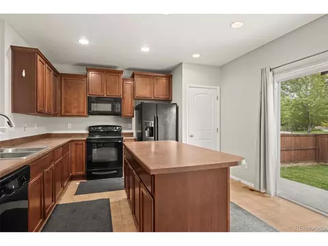 25064 E 5th Ave, Aurora, CO 80018 photo 6