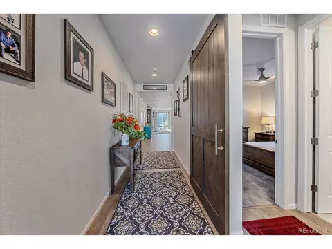 22612 E Narrowleaf Cir, Aurora, CO 80016 photo 2
