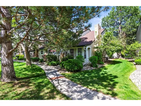943 S Fairplay St, Aurora, CO 80012
