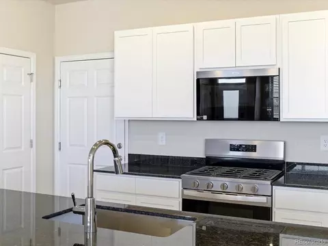 Kitchen - 744 N Rome St, Aurora, CO 80018 photo 3 of 5