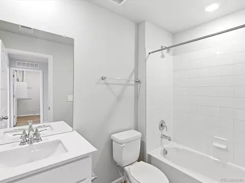 Bath - 744 N Rome St, Aurora, CO 80018 photo 2 of 4