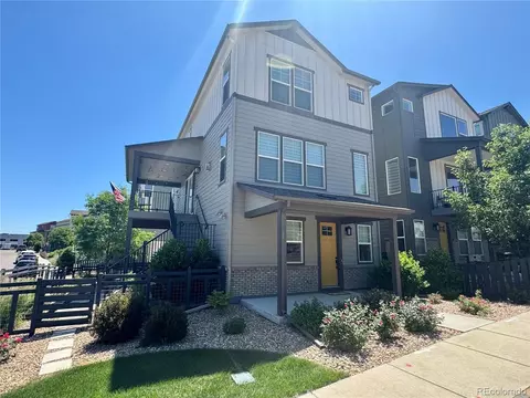 8871 Southurst St, Littleton, CO 80129
