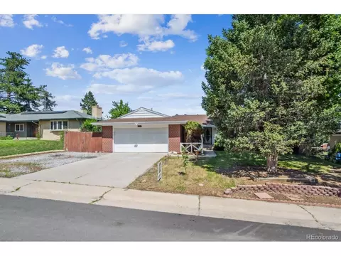 3871 W Saratoga Ave, Littleton, CO 80123